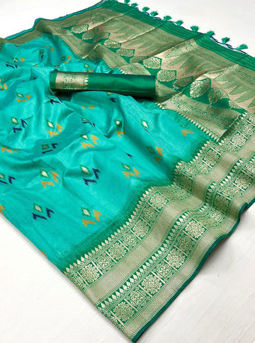 Turquoise Hand Woven Contrast Pallu Border Silk Saree for Festival